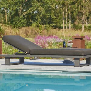 LIFE Fitz Roy Sun Lounger lava
